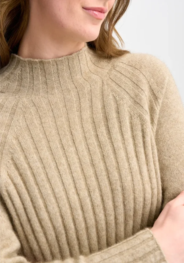 845-100212-EmiliaSweater-Latte-MM2425-Helena-33 Merinomink - Emilia Sweater