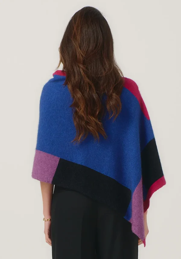 Merinomink - Empress Poncho