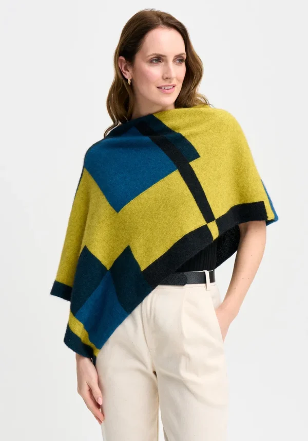 845-1677-EmpressPoncho-GoldenPearlPeacockMulti-MM2425-Helena-24 Merinomink - Empress Poncho