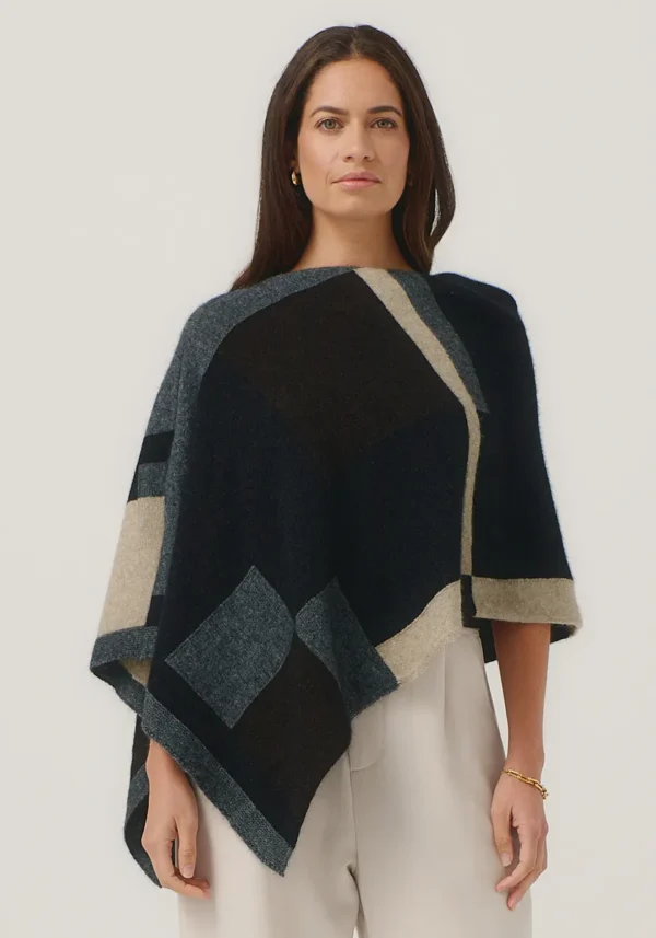 Merinomink - Empress Poncho