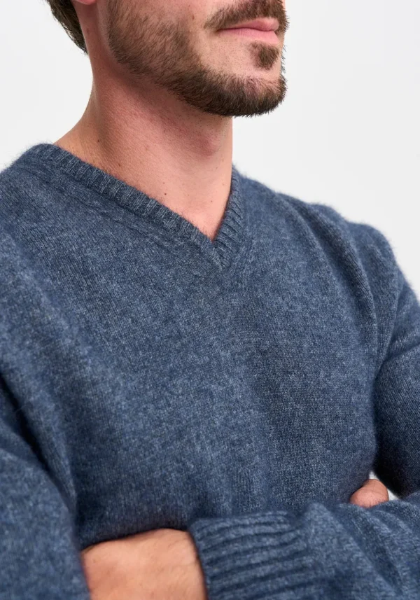 845-100148-AliVSweater-River-MM2425-Thomas-82 Merinomink - Ali V Sweater