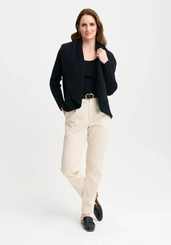 845-100286-LucyJacket-Jet-MM2425-Helena-19 Merinomink - Lucy Jacket