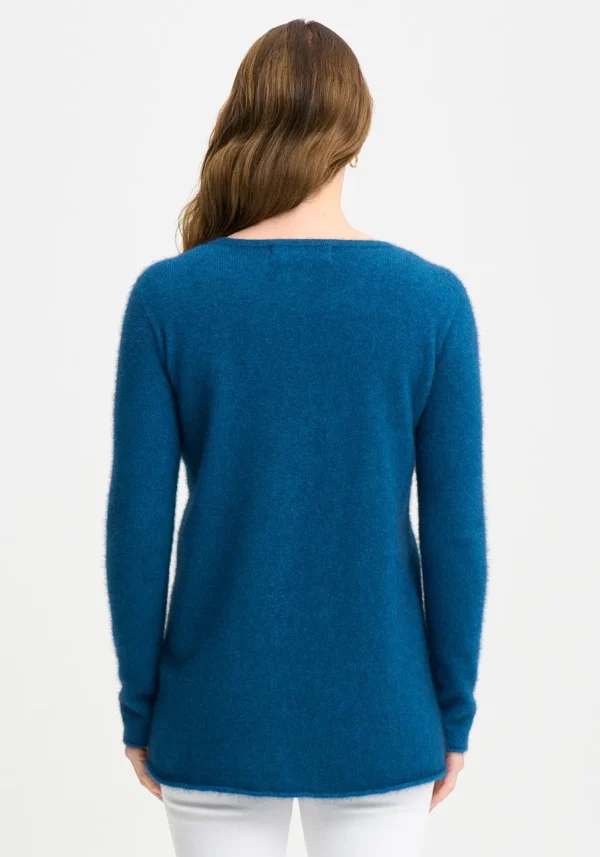 845-100290-EssentialSweater-Aegean-MM2425-Helena-04 Merinomink - Essential Sweater