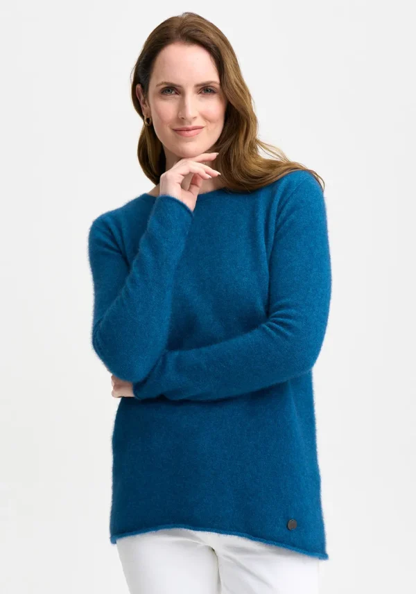 845-100290-EssentialSweater-Aegean-MM2425-Helena-23 Merinomink - Essential Sweater