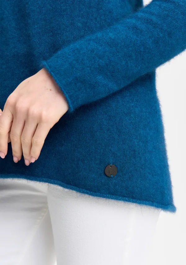 845-100290-EssentialSweater-Aegean-MM2425-Helena-42 Merinomink - Essential Sweater