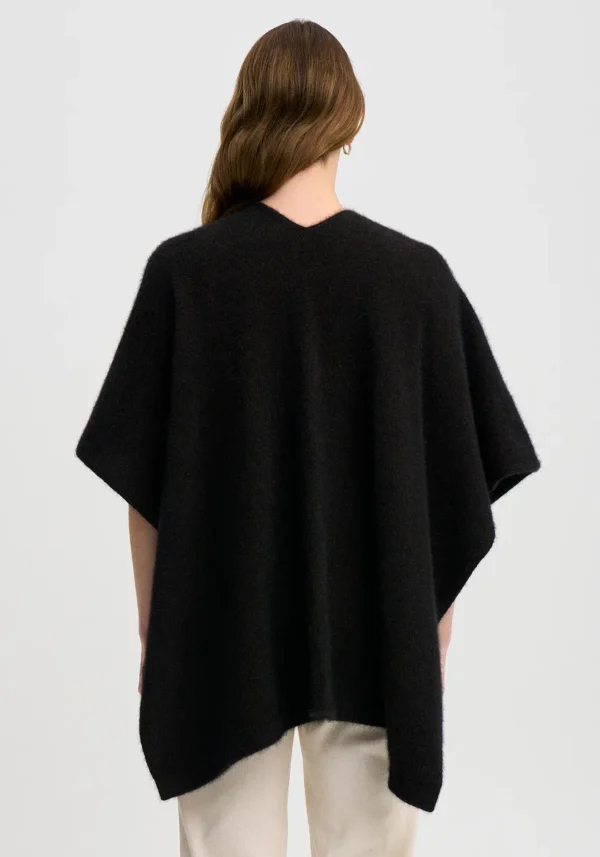 845-100293-ViolaWrap-Chocolate-MM2425-Helena-32 Merinomink - Viola Wrap
