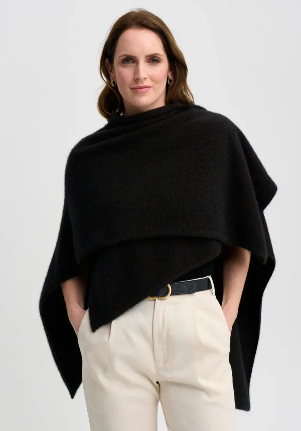 845-100293-ViolaWrap-Chocolate-MM2425-Helena-58 Merinomink - Viola Wrap
