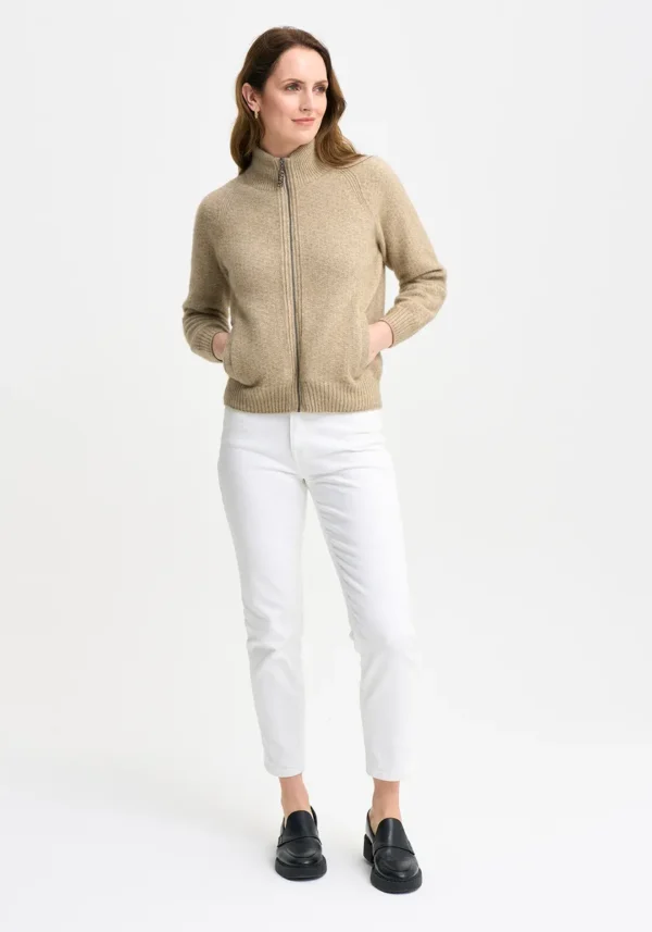 845-100300-ArianneJacket-Latte-MM2425-Helena-11 Merinomink - Arianne Jacket