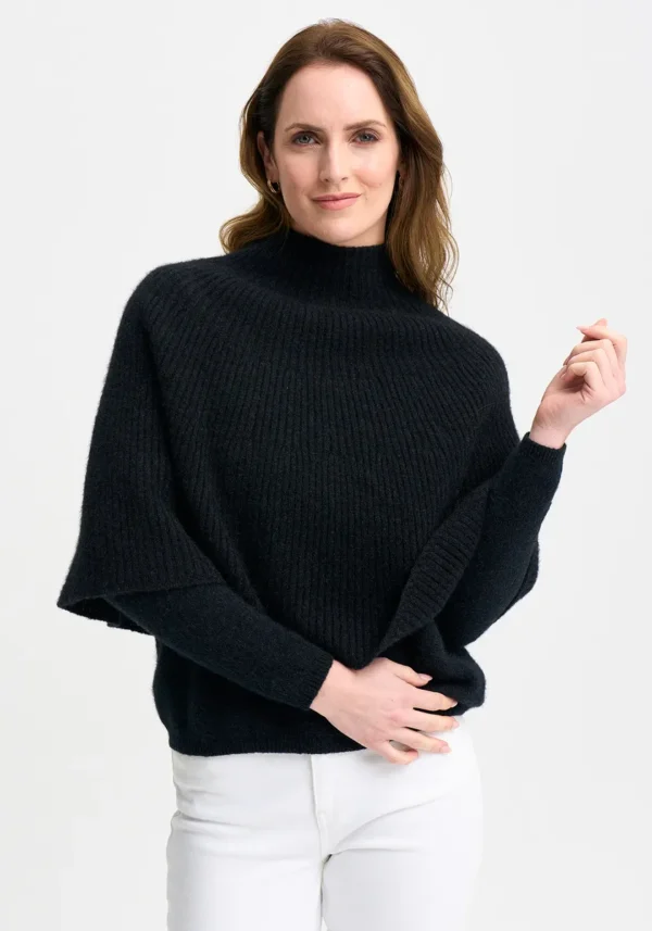 845-100344-EnaPoncho-Jet-MM2425-Helena-21 Merinomink - Ena Poncho