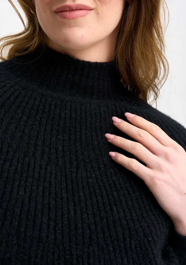 845-100344-EnaPoncho-Jet-MM2425-Helena-33 Merinomink - Ena Poncho