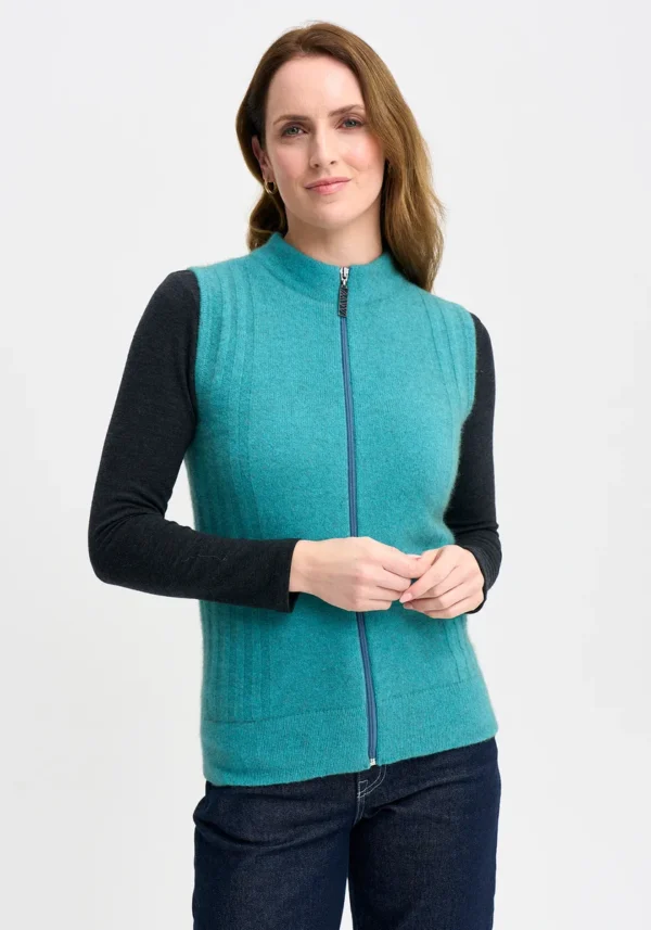 845-100351-MattisonVest-Glacier-MM2425-Helena-23 Merinomink - Mattison Vest