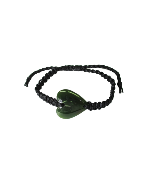 848-WGNZJBRV001025 NZ Greenstone Heart Bracelet 25mm with Macrame Strap - Adjustable
