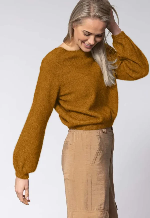 Noble Wilde - Bellow Sleeve